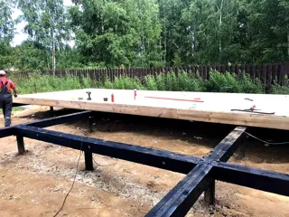 Haus nach individuellem Projekt, KP „Jaroslawskoje Wsmorje“: Fundament und Grundrahmen