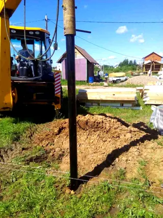 Haus nach Projekt „Ermak“, Siedlung Belavino: Fundament und Grundrahmen