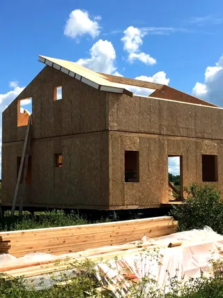 Haus nach Projekt „Jessentuki 8x8“, Siedlung Pervyy: Fertiges Haus