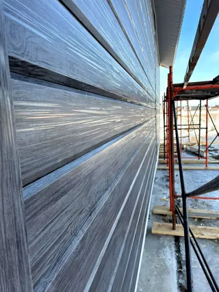 Haus nach Projekt „Galaktika - 76.65“, Kostroma: Fassadenverkleidung