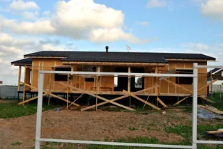 “Elefant” projeli ev, Ivanovo: çatı