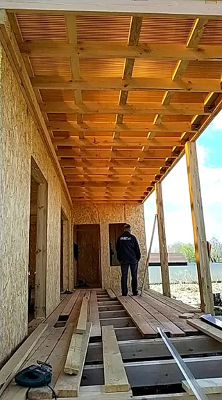 Haus nach Projekt „Mistika - E2.8“, Dorf Kurdumovo: Dach