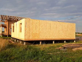 Haus nach individuellem Entwurf, Kostroma: Wandmontage