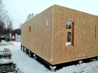 Haus nach Projekt „Randevu - E2.8“, Dorf Ivanteevka: Wandmontage