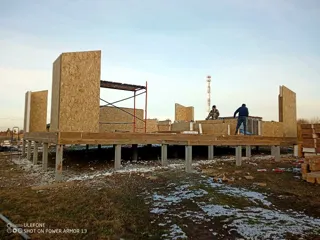 Custom-design house, Moscow Region: wall assembly