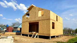 House based on the “Yessentuki 8x8” design, Berkino village: wall assembly