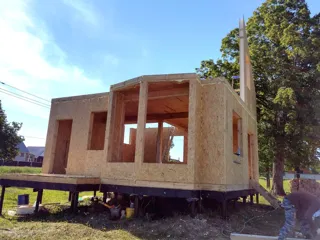Haus nach Projekt „Sarja“, Kazan: Wandmontage
