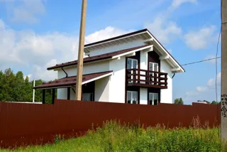 Haus nach Projekt „Fantasija“, Siedlung Plotina: Fertiges Haus