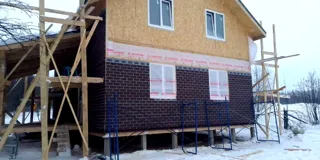 Haus 163 m² nach individuellem Projekt, Dorf Turabevo: Fassadenverkleidung