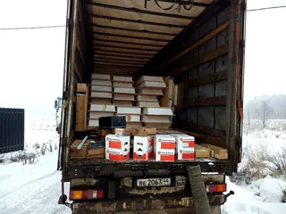 “Barnhouse Otrazhenie” projeli ev, Yaroslavl bölgesi: ev kitinin teslimi