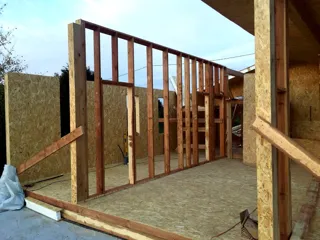 Haus nach Projekt „Barnhouse 76.1“, Dorf Zolotoruche: Innenwände