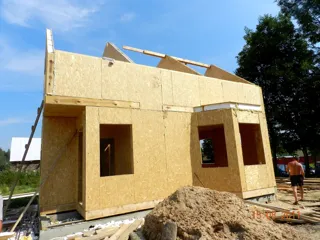 Haus nach individuellem Entwurf, Gavrilov-Yam: Wandmontage