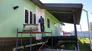 “Elefant” projeli ev, Ivanovo: cephe kaplaması