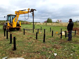 Haus nach Projekt „Grafit“, Siedlung Lyubashino: Fundament und Grundrahmen