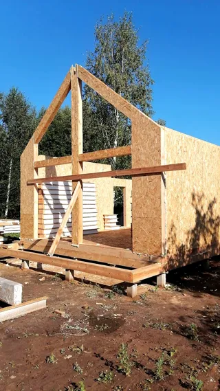 Haus 76 m² nach individuellem Projekt, Dorf Emelyanka: Wandmontage