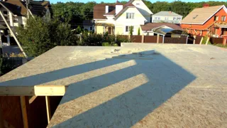 Haus nach individuellem Entwurf, Region Belgorod: Boden aus SIP-Paneelen auf Höhe 0