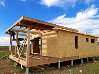 Haus nach individuellem Entwurf, Gebiet Iwanowo: Wandmontage