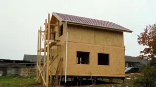 Haus nach Projekt „Alfa“, Siedlung Tonshaevo: Obergeschoss und Dachgeschoss