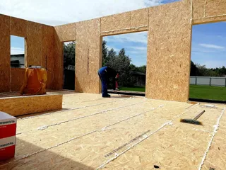 Haus nach Projekt „Mistika - S2.8“, Dorf Kukarino: Innenwände