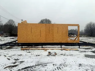 House based on the “Half-timbered 98” design, Borisovo village: wall assembly