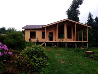 Custom-design house, Shurintsevo village: finished building