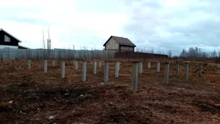 Haus nach Projekt „Jessentuki 8x8“, Dorf Kadnikovo: Fundament und Grundrahmen