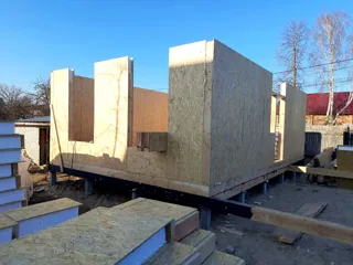 Haus nach Projekt „Dorofejewo“, Kovrov: Wandmontage