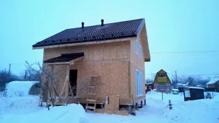 Haus nach Projekt „Awdeewo“, Dorf Minskoe: Dach