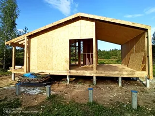 Haus nach individuellem Entwurf, Dorf Paneevo: Dach