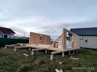 “Barnhouse 76.1” projeli ev, “Grafskaya Slavyanka” konut sitesi: duvar montajı