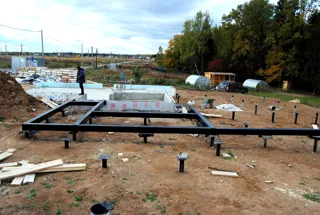 Haus nach Projekt „Prowans“, Dorf Maltsy: Fundament und Grundrahmen