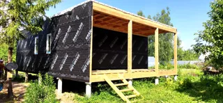 Haus 76 m² nach individuellem Projekt, Dorf Byakovo: Fassadenverkleidung