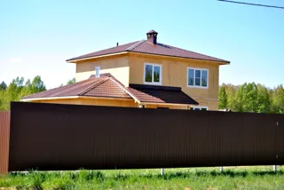 Haus nach Projekt „Slawjanka mini + Garage“, Siedlung Tunoshna: Fertiges Haus