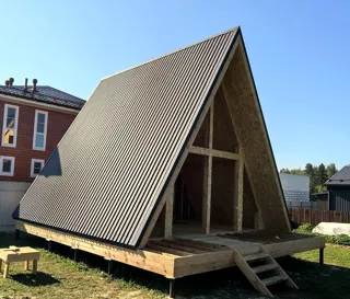 Haus nach Projekt „A-Frame Altai“, Gebiet Moskau: Dach