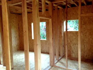 Haus nach Projekt „Barnhouse 76.1“, Dorf Zolotoruche: Innenwände
