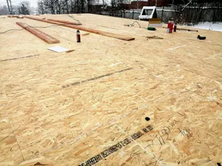 Haus nach individuellem Entwurf, Domodedovo: Boden aus SIP-Paneelen auf Höhe 0