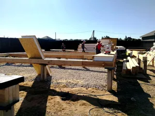Haus nach Projekt „Jessentuki 7.5x7.5“, Dorf Rastunovo: Fundament und Grundrahmen