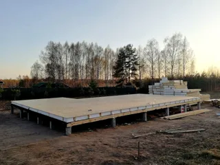 Haus nach Projekt „Mistika - E2.8“, Dorf Novoe: SIP-Boden auf Höhe 0
