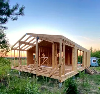 Haus nach Projekt „Barnhouse 76.1“, Dorf Rusyatino: Fertiges Haus