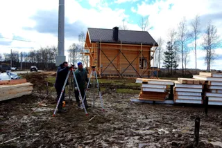 Haus nach Projekt „Metschta VB“, Dorf Ivantsevo: Fundament und Grundrahmen