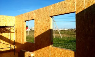 Haus nach Projekt „Radoniza“, Dorf Kalacheva: Wandmontage