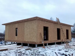 Haus nach Projekt „Randevu - E2.8“, Dorf Bashutino: Dach