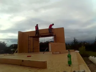 Haus nach Projekt „Majak“, Kineshma: Wandmontage