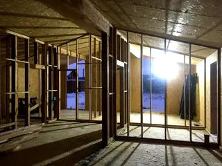Haus nach Projekt „Barnhouse 110“, Dorf Koltushskoe: Innenwände