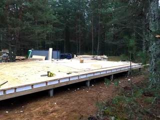 “Barnhouse 110” projesine göre ev, Vidogoshchi köyü: 0 kotunda SIP panel zemin