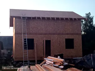125 m² ev, özel proje, “Golovenki” SNT: ikinci kat ve çatı katı