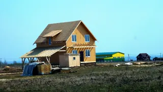 Haus nach individuellem Entwurf, Dorf Burtsevo: Dach