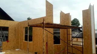 Haus nach Projekt „Jastreb“, Gebiet Iwanowo: Wandmontage