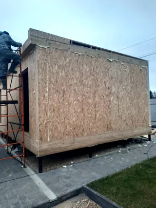40 m² custom-design guest house, Yaroslavl Region: wall assembly