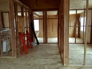 House built to a custom design, Kostroma: interior partitions